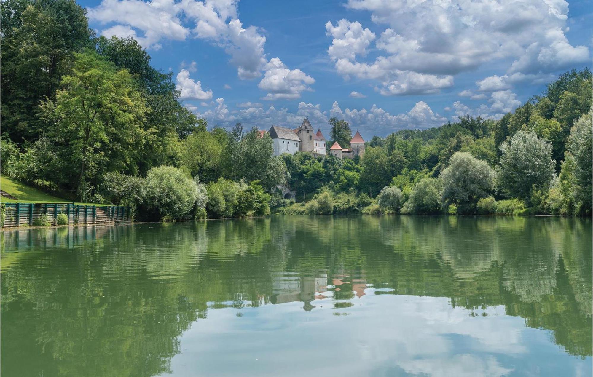 Nice Home In Karlovac With Wifi Exterior foto